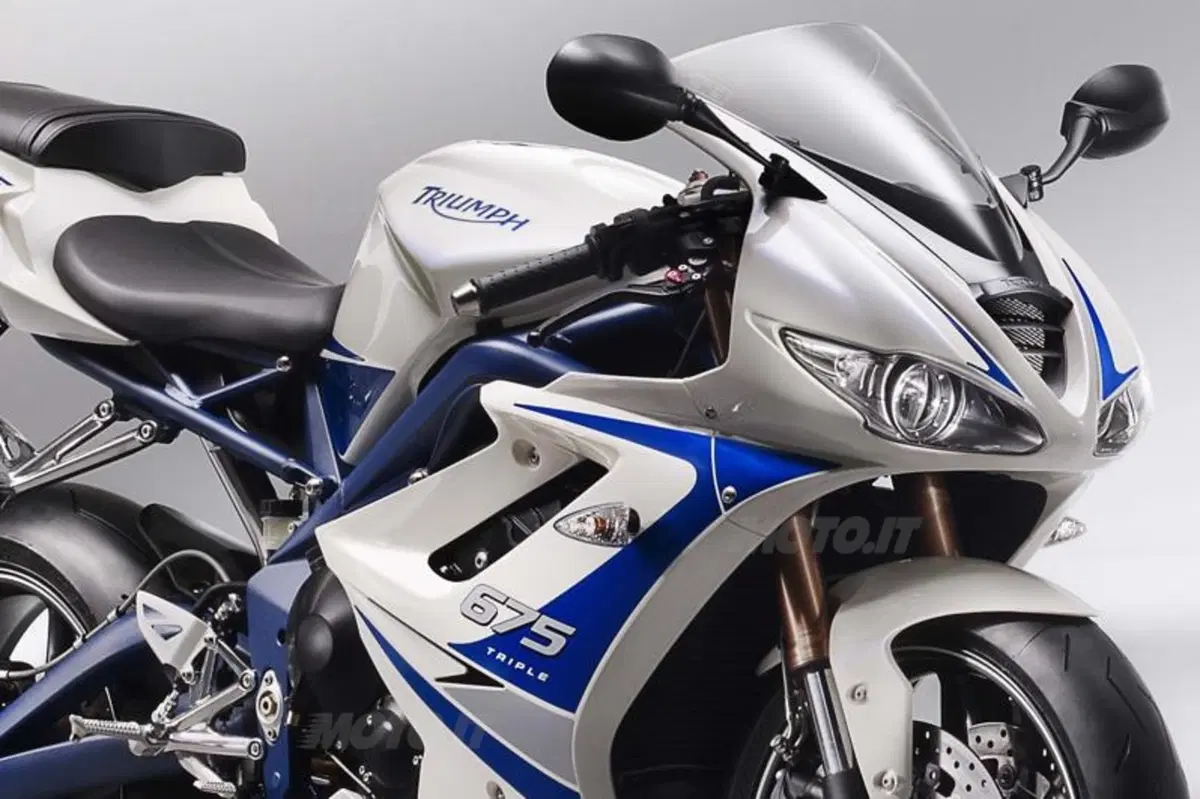 Triumph presenta la Daytona 675 SE (2)