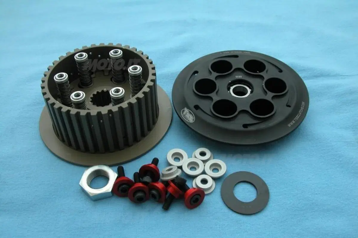TSS per Aprilia RSV4 by Faster 96 (2)