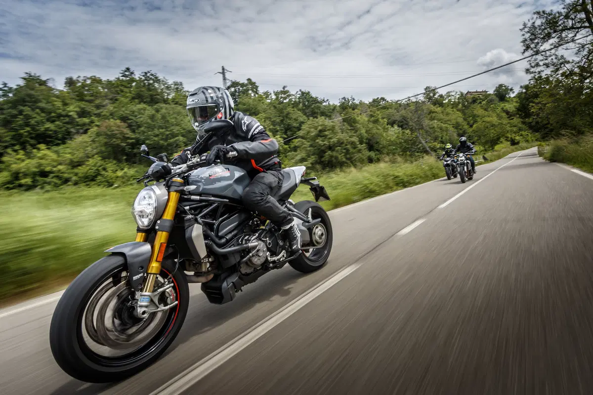 Ducati Monster 1200S v Honda CB1000R v Triumph Speed Triple RS (21)