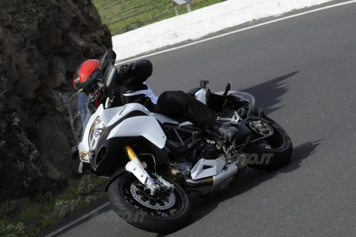Ducati Multistrada 1200  (8)