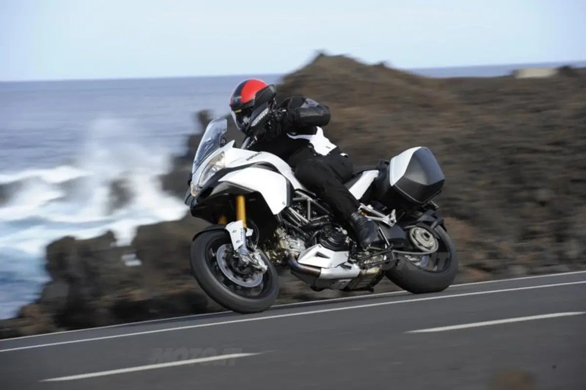 Ducati Multistrada 1200  (17)