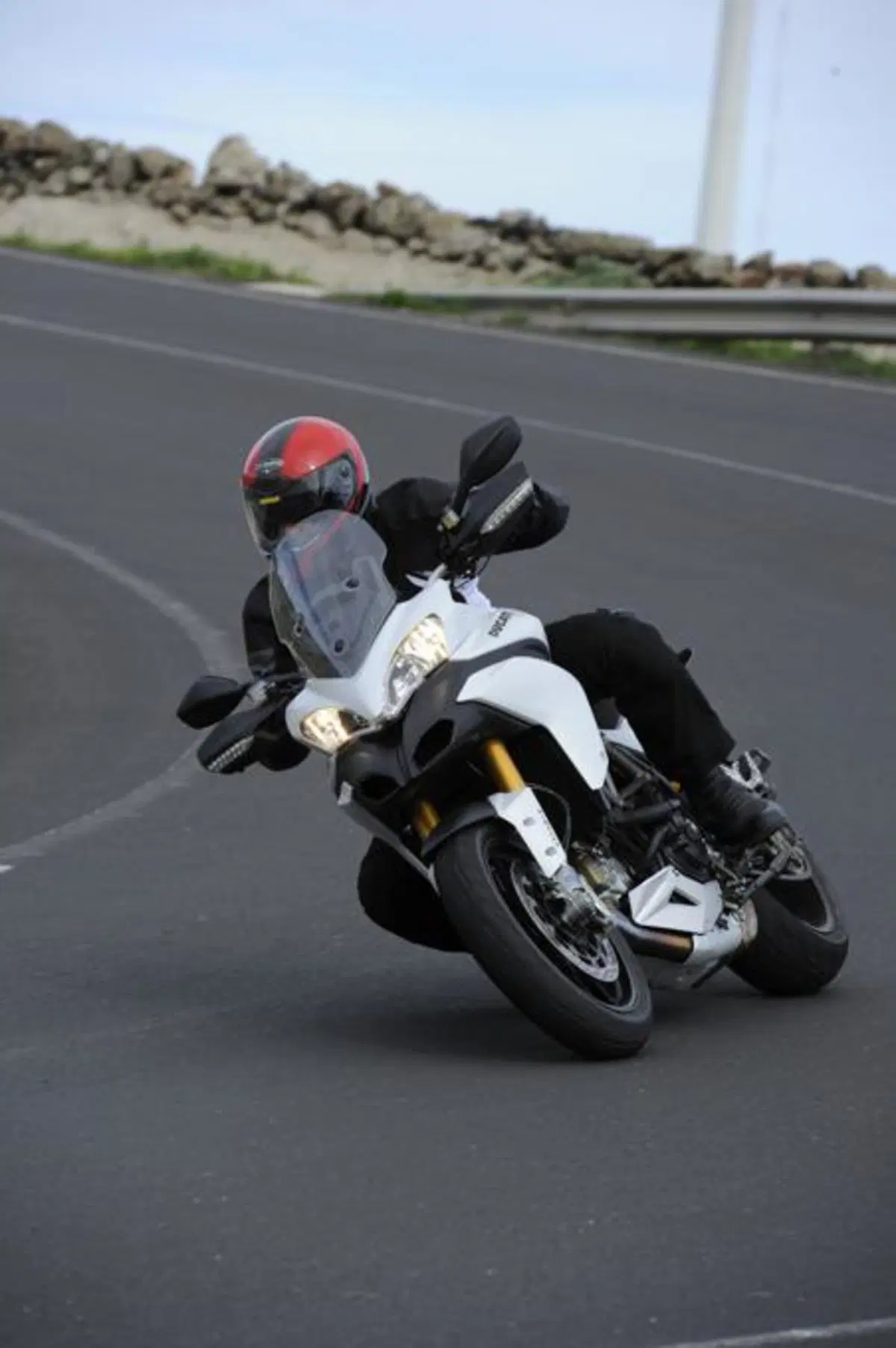 Ducati Multistrada 1200  (19)