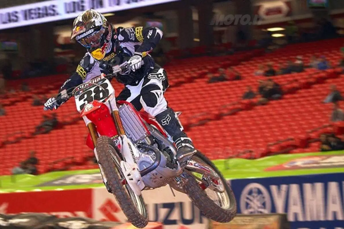 Ryan Dungey vince il round di Atlanta 