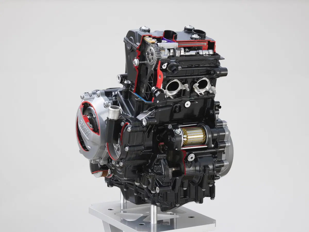 BMW F 850GS e F 750GS. Test e tecnica delle nuove maxi enduro (4)