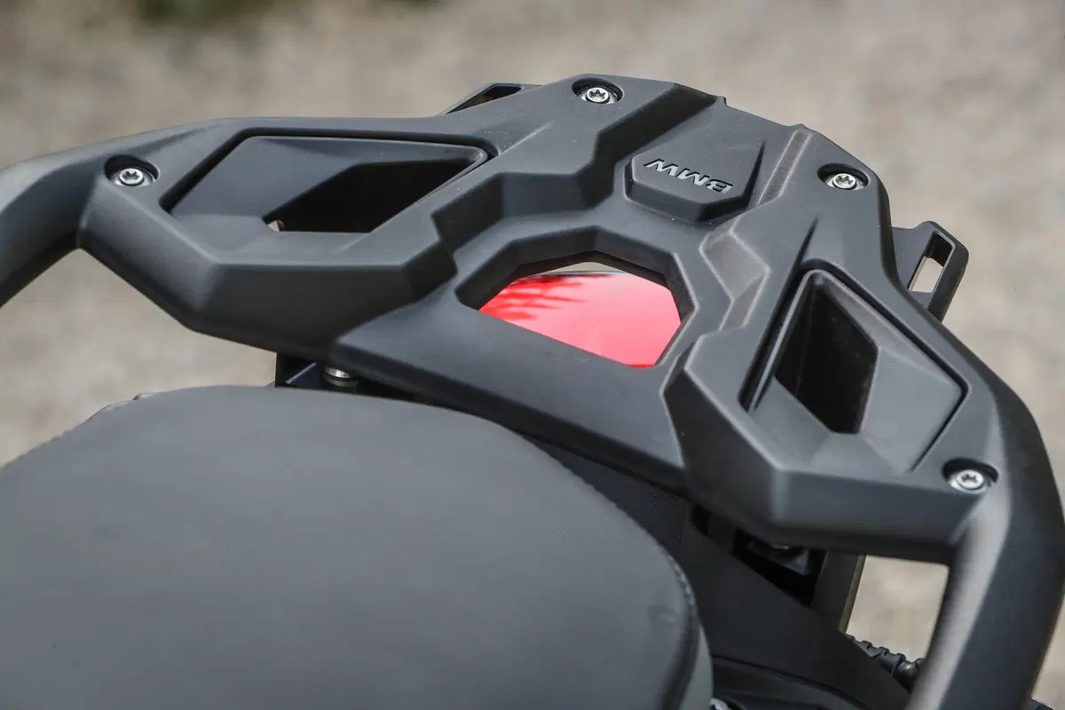 BMW F 850GS e F 750GS. Test e tecnica delle nuove maxi enduro (7)