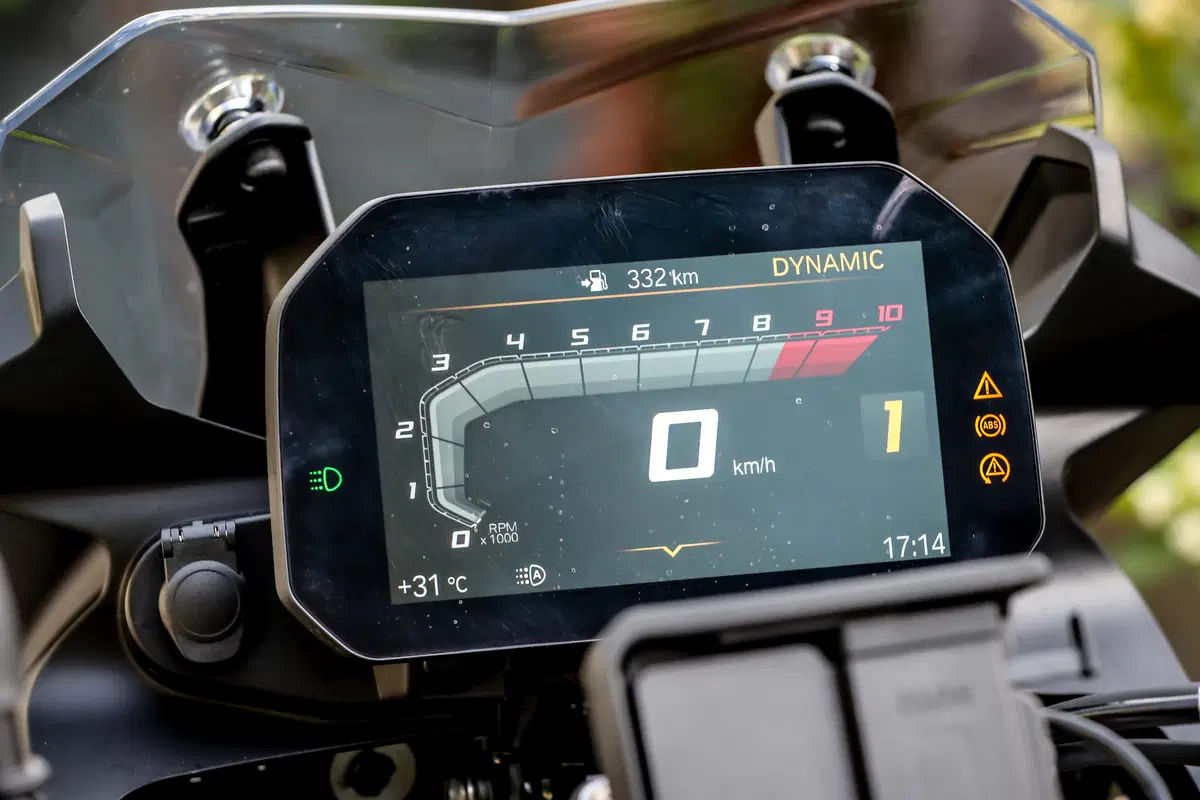 BMW F 850GS e F 750GS. Test e tecnica delle nuove maxi enduro (3)