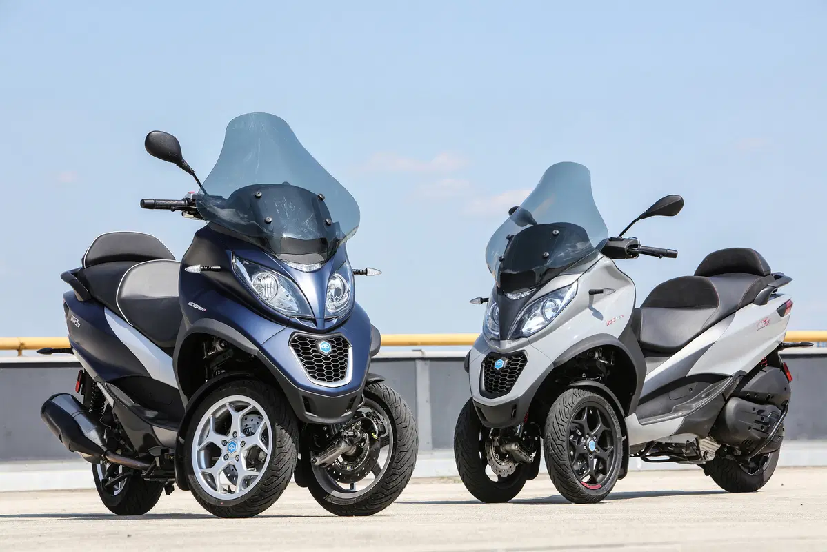 Piaggio MP3 350 e 500 2018: Test sulle strade di Parigi (9)