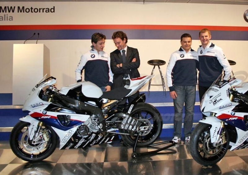 BMW presenta lo Junior Team