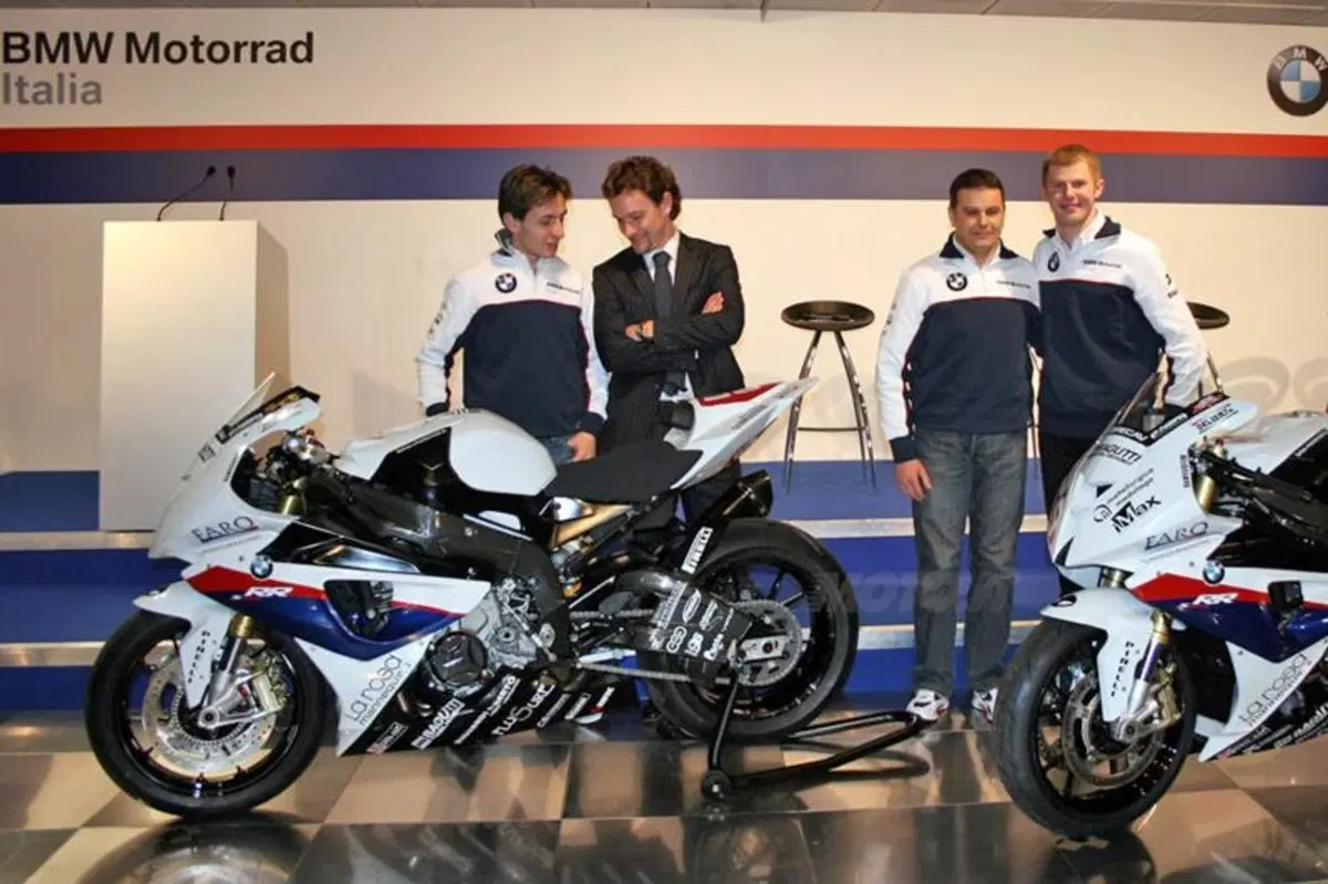 BMW presenta lo Junior Team (7)