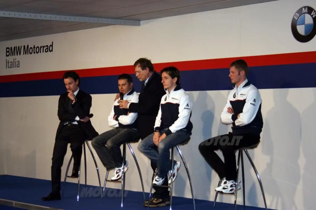 BMW presenta lo Junior Team (8)