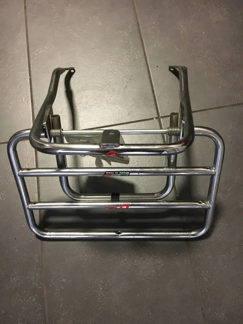 Portapacchi posteriore Vespa GT