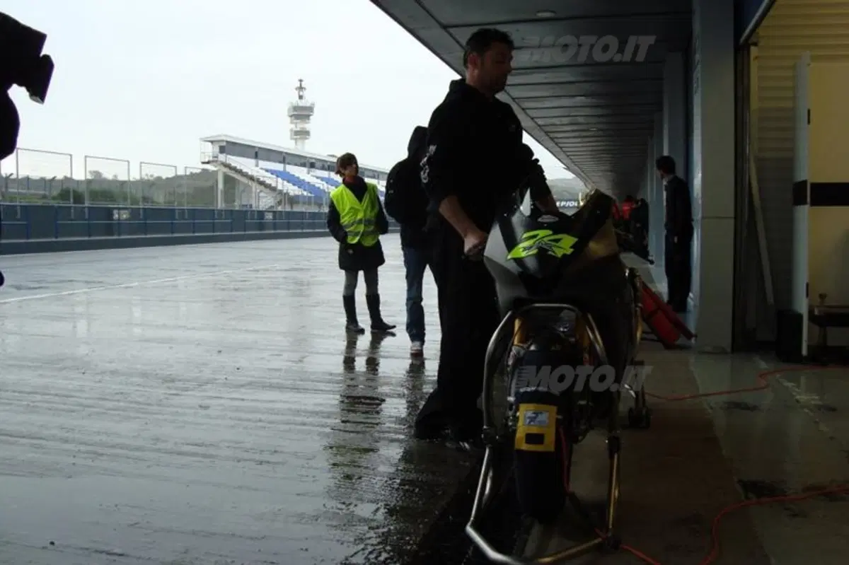 Nei test di Jerez si rivede Toni Elias (3)