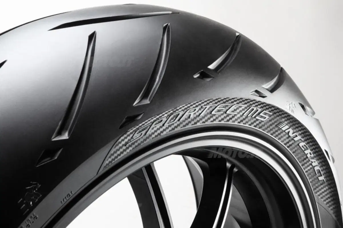 Metzeler Sportec M5 Interact™ (4)