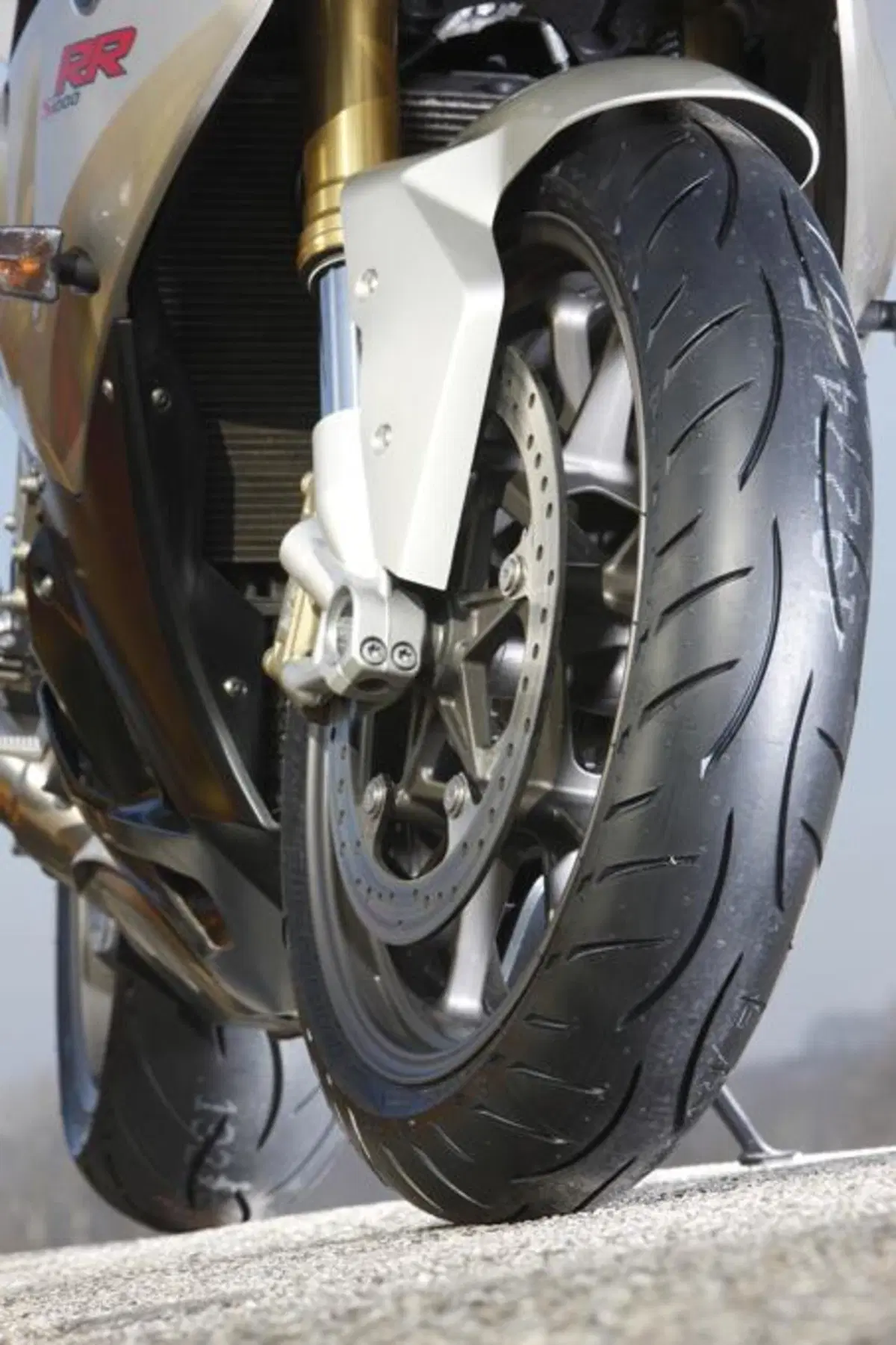 Metzeler Sportec M5 Interact™ (6)