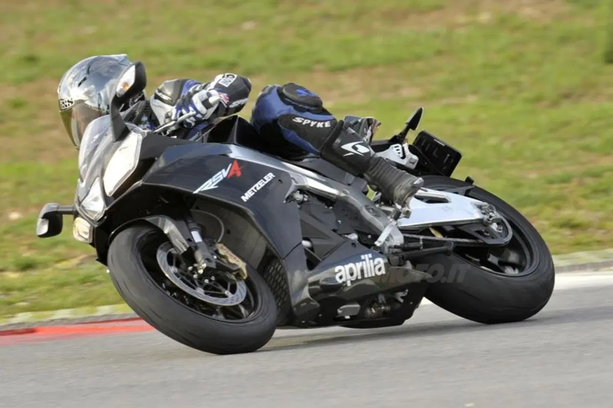 Metzeler Sportec M5 Interact™ (20)