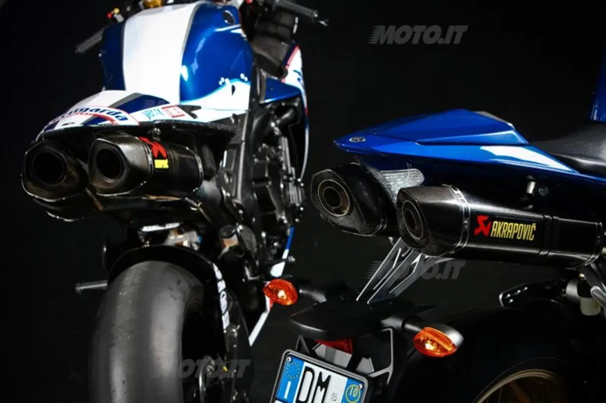 Yamaha R1 2010 "Akrapovic"