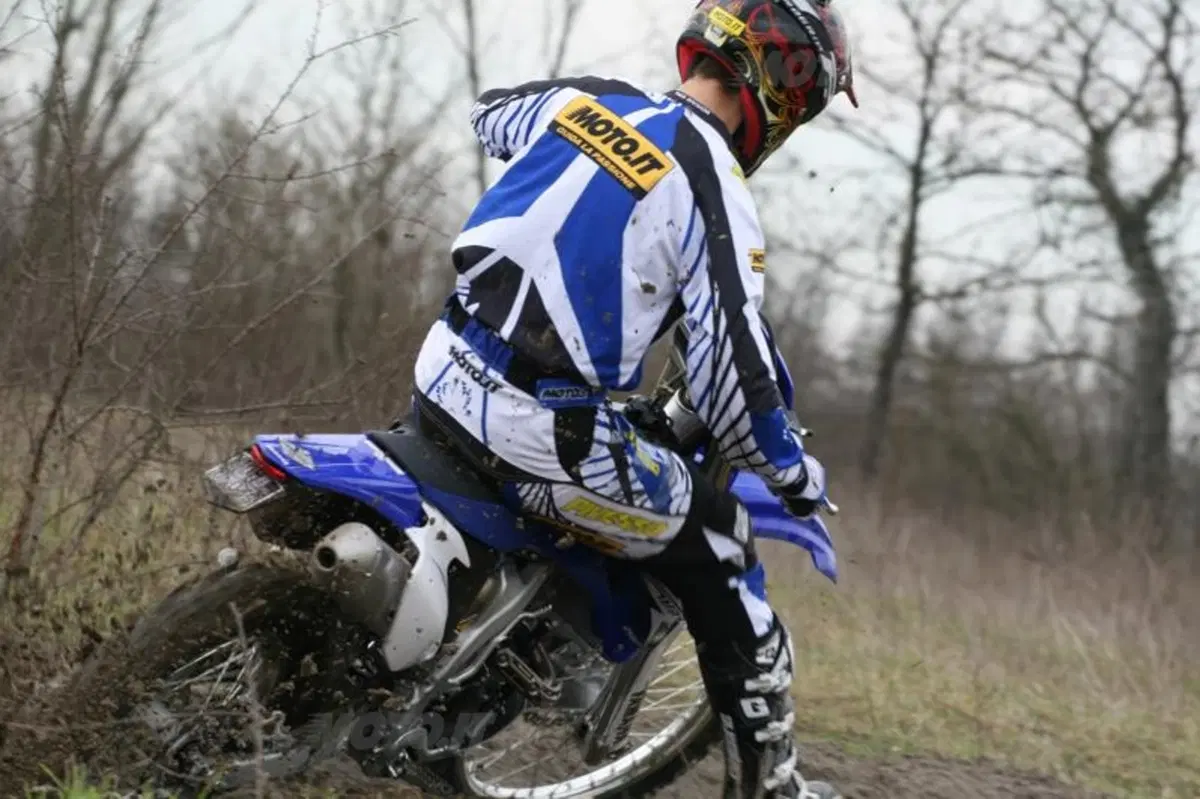 Yamaha WR 250F  (11)