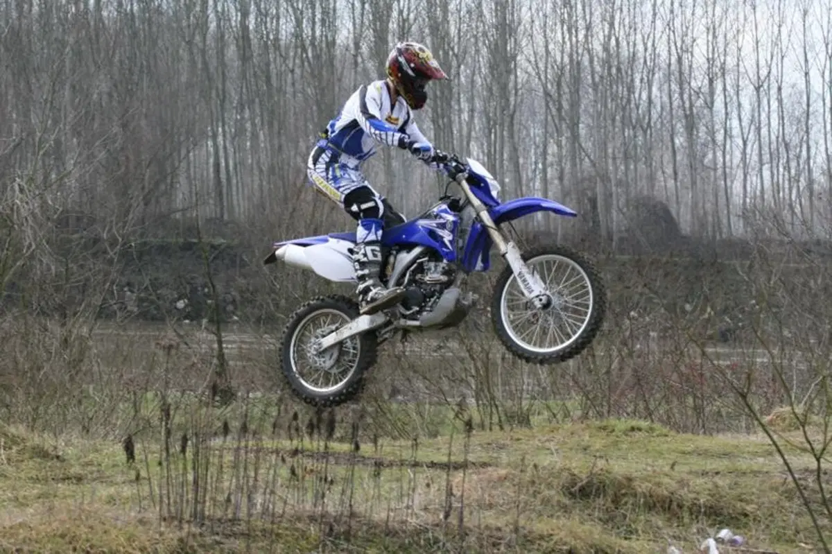 Yamaha WR 250F  (13)