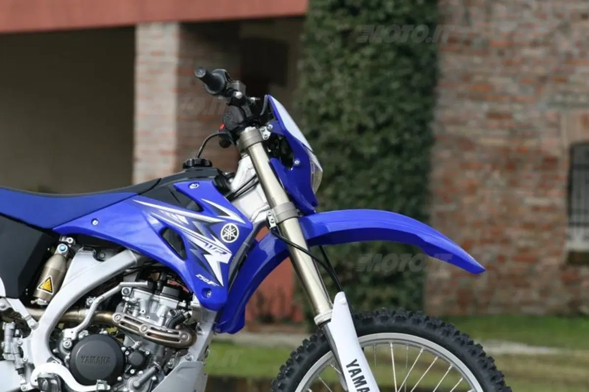 Yamaha WR 250F  (22)