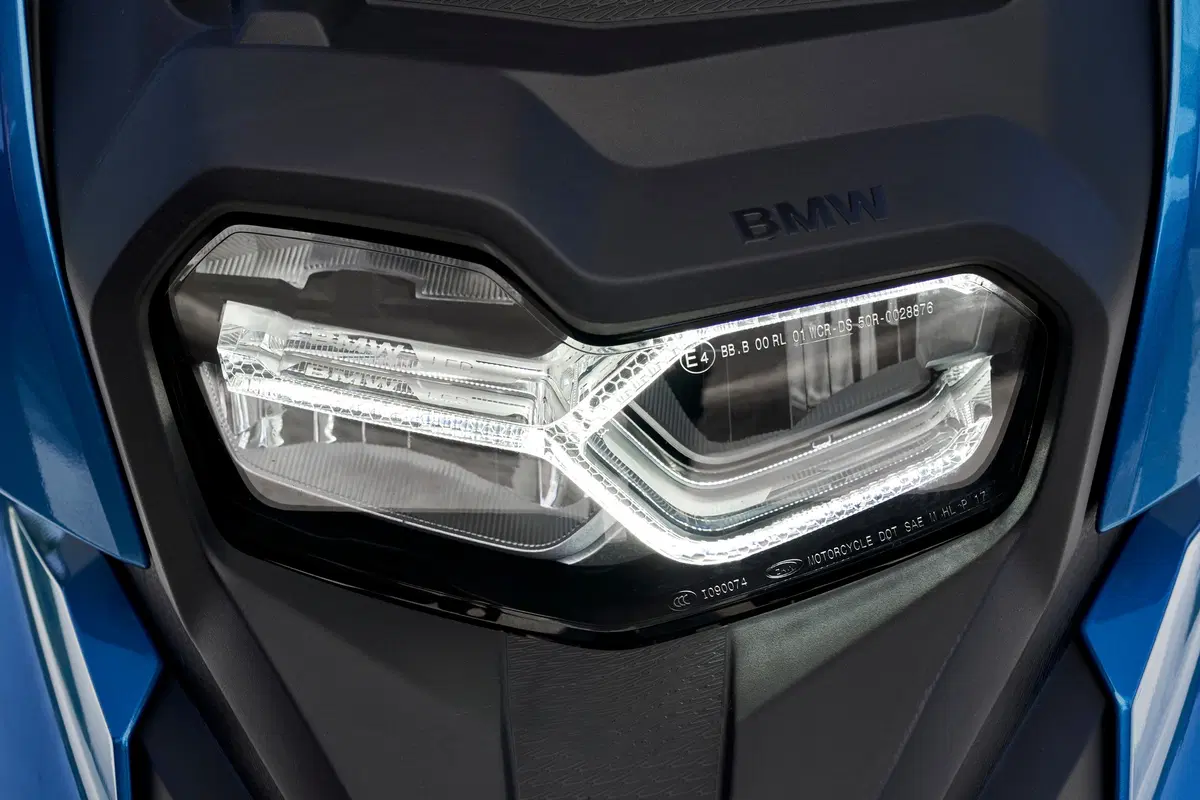 BMW C 400 X 2018. Comfort e prestazioni