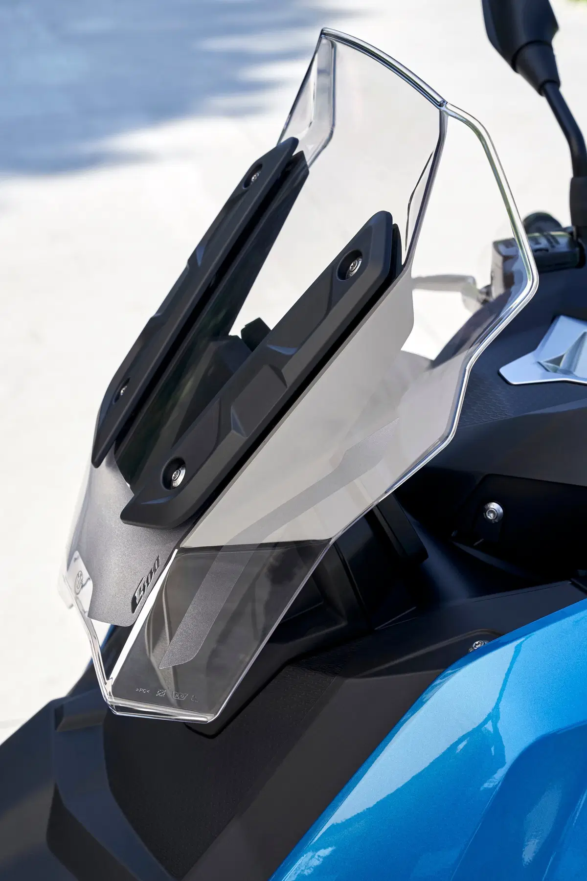 BMW C 400 X 2018. Comfort e prestazioni (2)