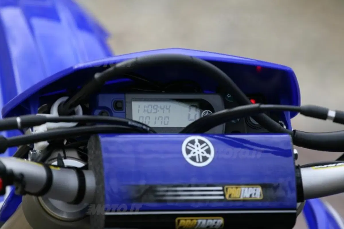 Yamaha WR 250F  (32)