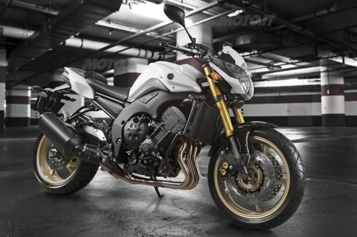 Svelata la Yamaha FZ8 (7)