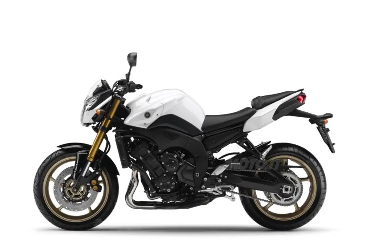 Svelata la Yamaha FZ8 (8)