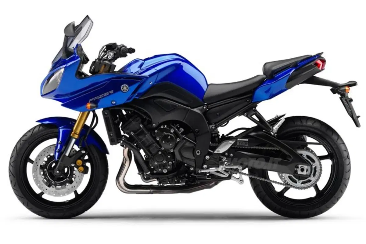 Yamaha Fazer8