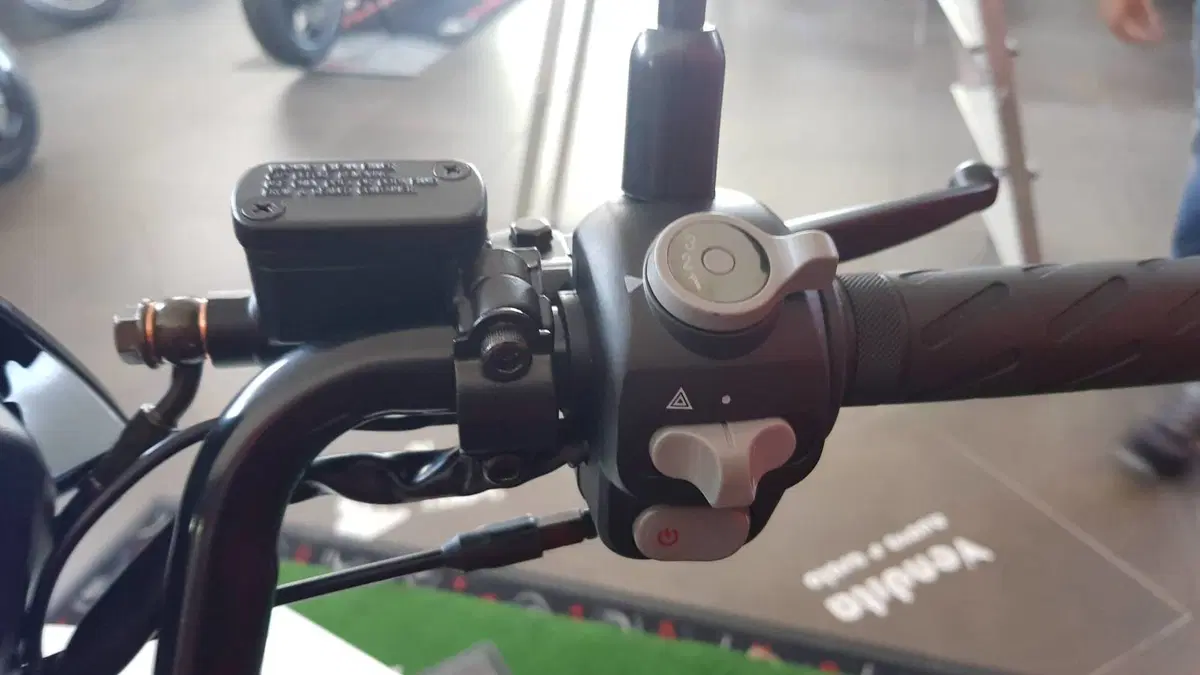 Lifan E3 (2018 - 26) (3)