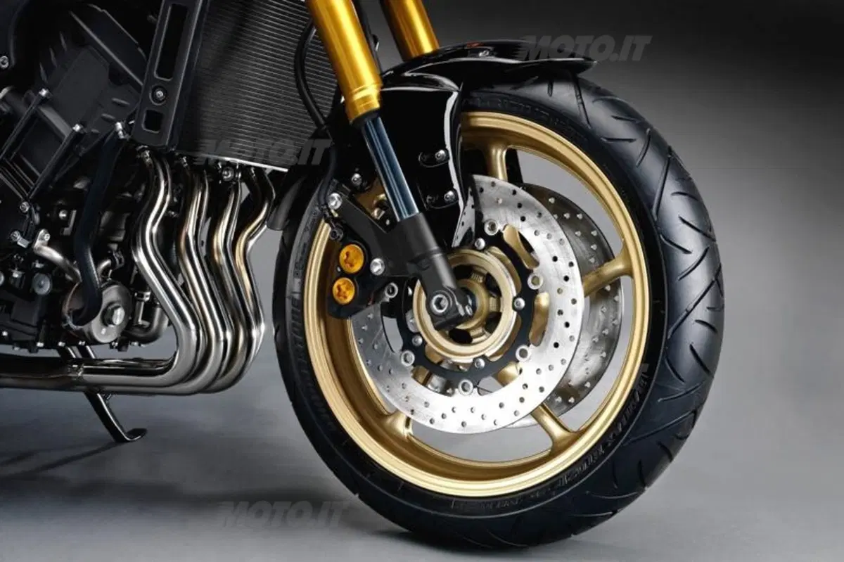 Yamaha Fazer8 (9)