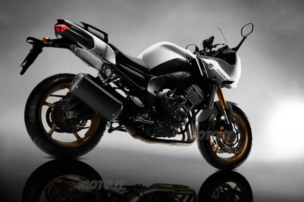 Yamaha Fazer8 (17)