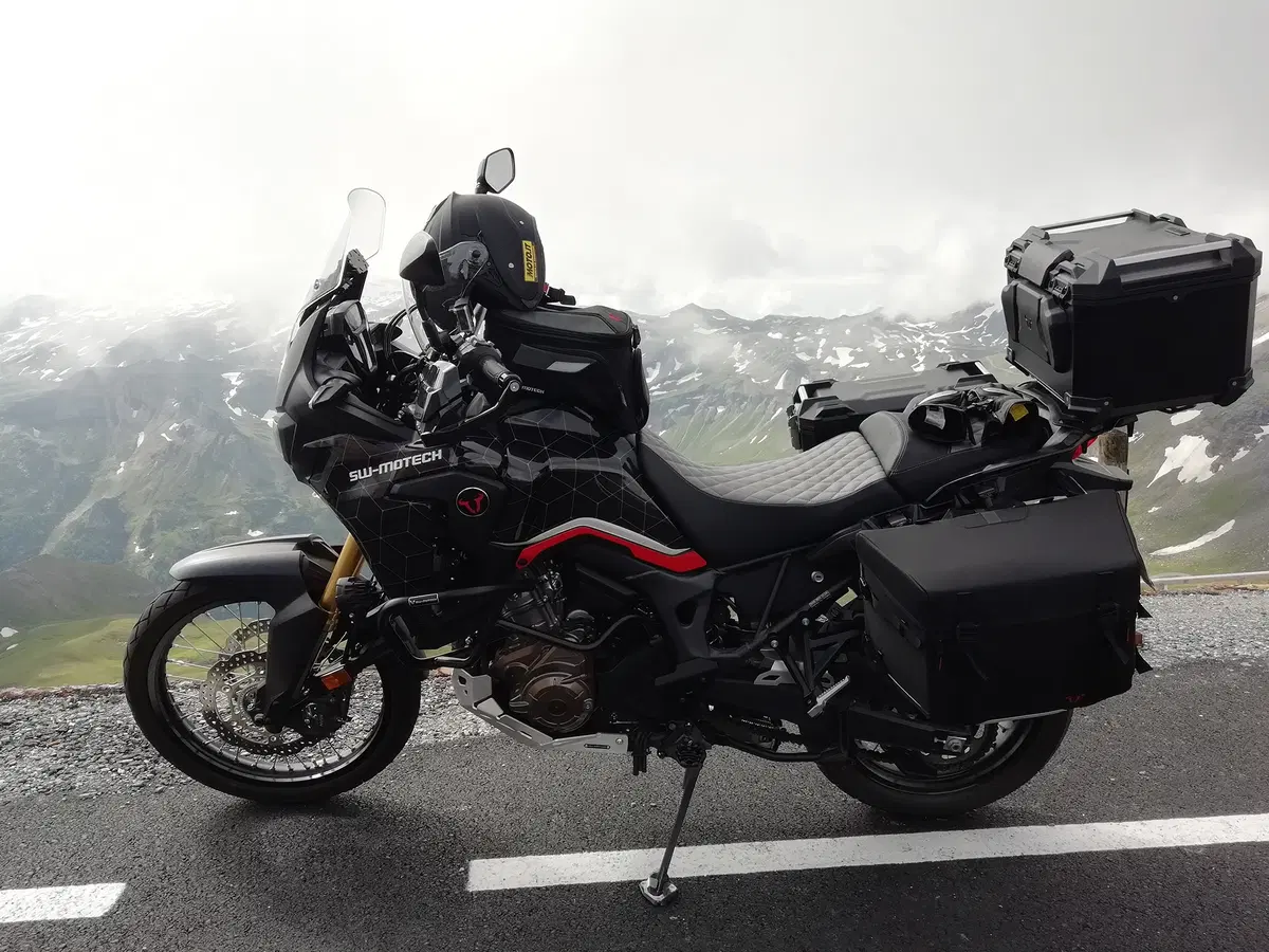 Con Louis Moto e i suoi prodotti sul Grossglockner (14)