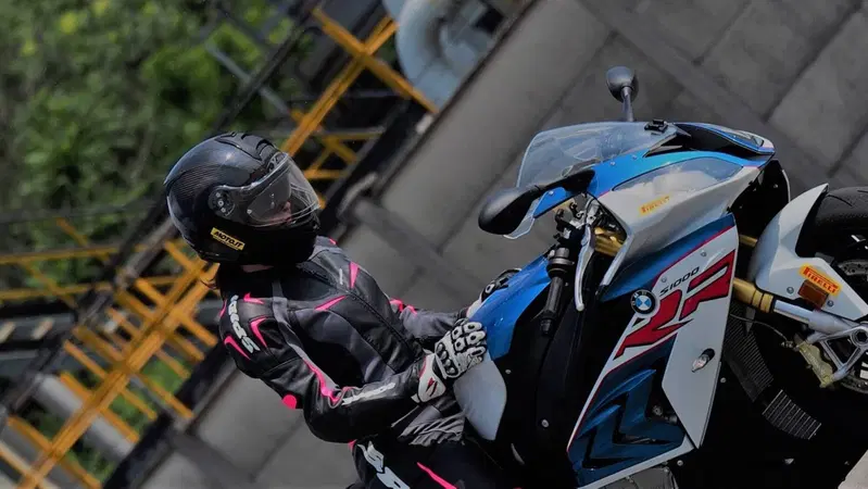 "Le nostre paure in moto". Discussione della settimana