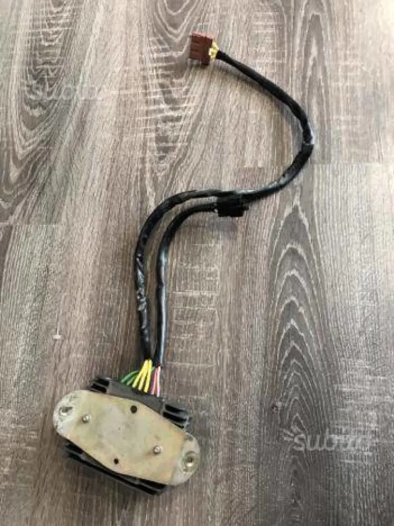Regolatore di tensione Beverly Piaggio (3)