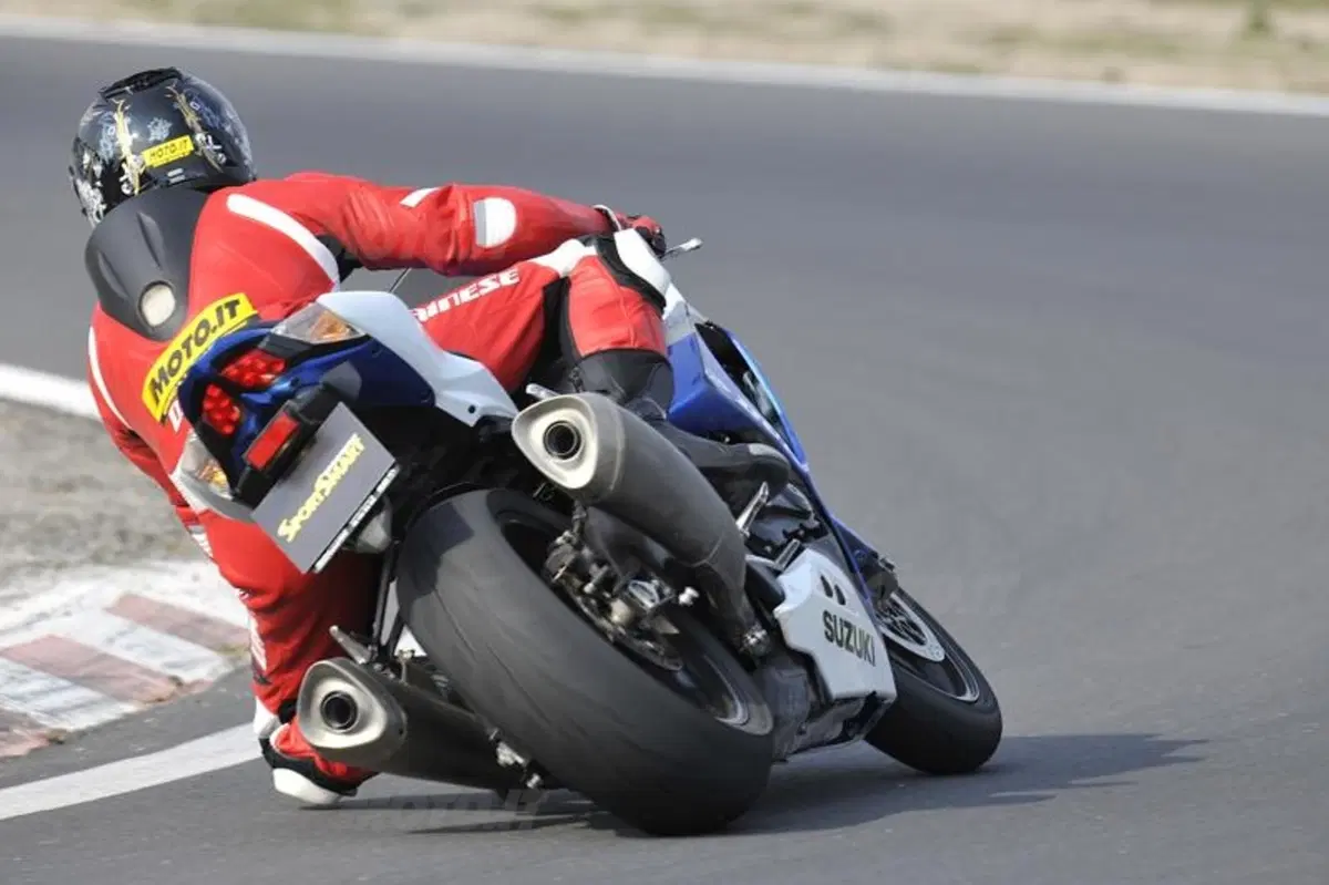 Dunlop SportSmart, pneumatico crossover (13)