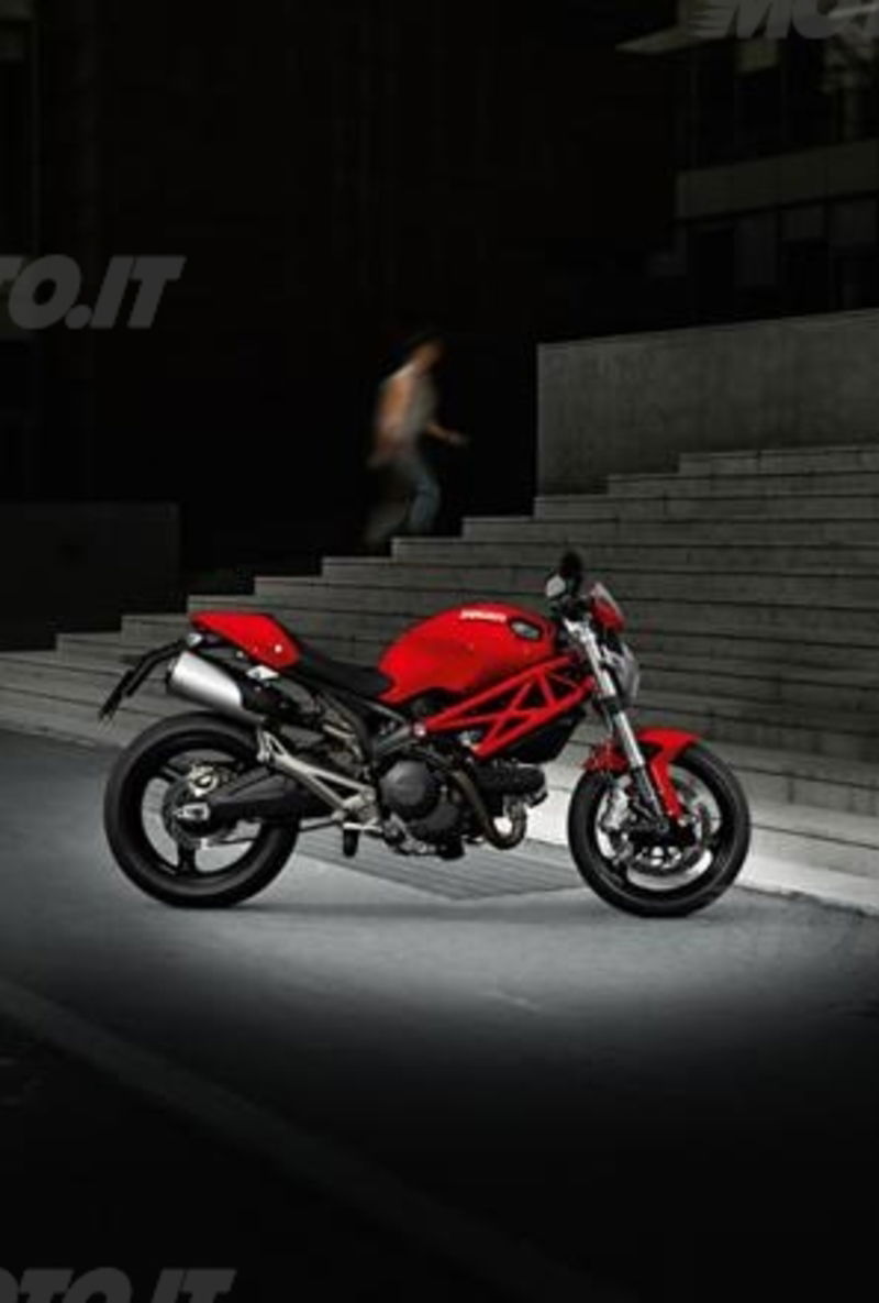 Ducati Monster 696 a 6.990 Euro