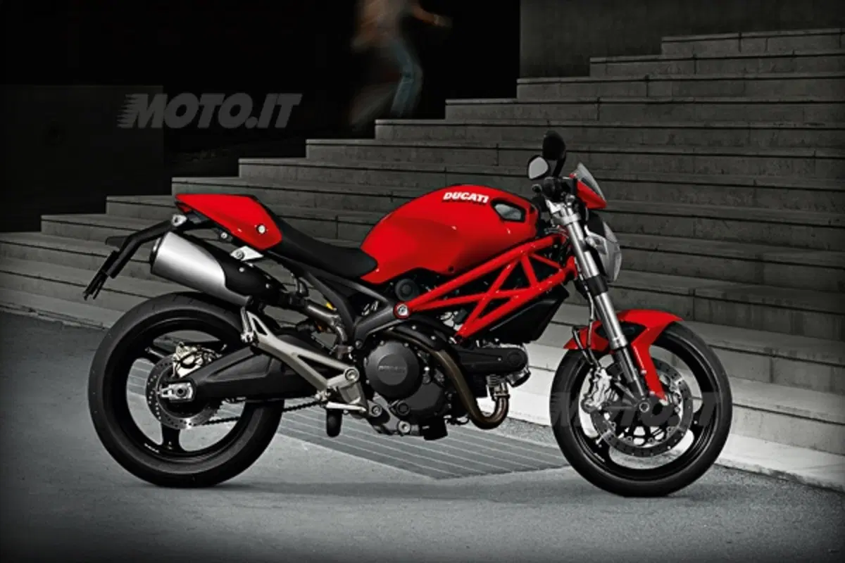 Ducati Monster 696 a 6.990 Euro