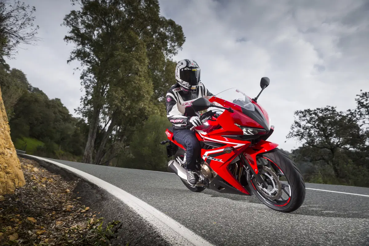 Honda CBR500R (8)