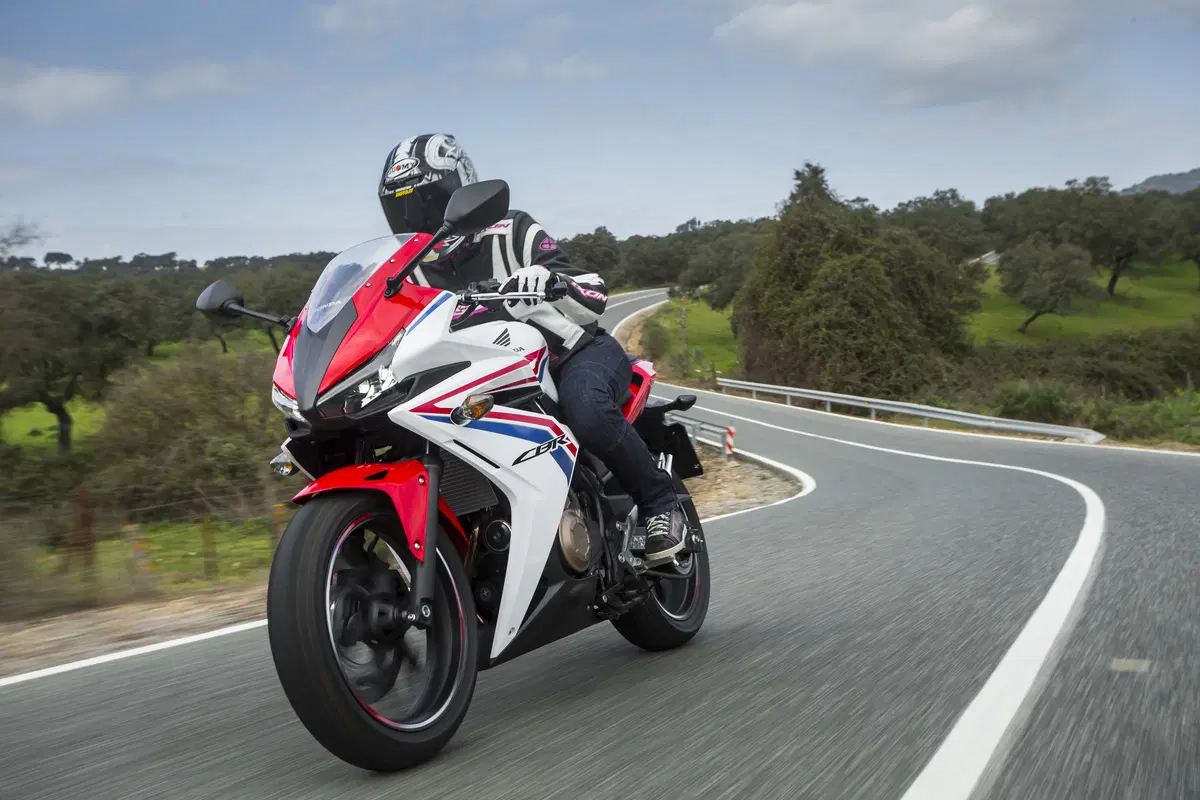 Honda CBR500R (12)