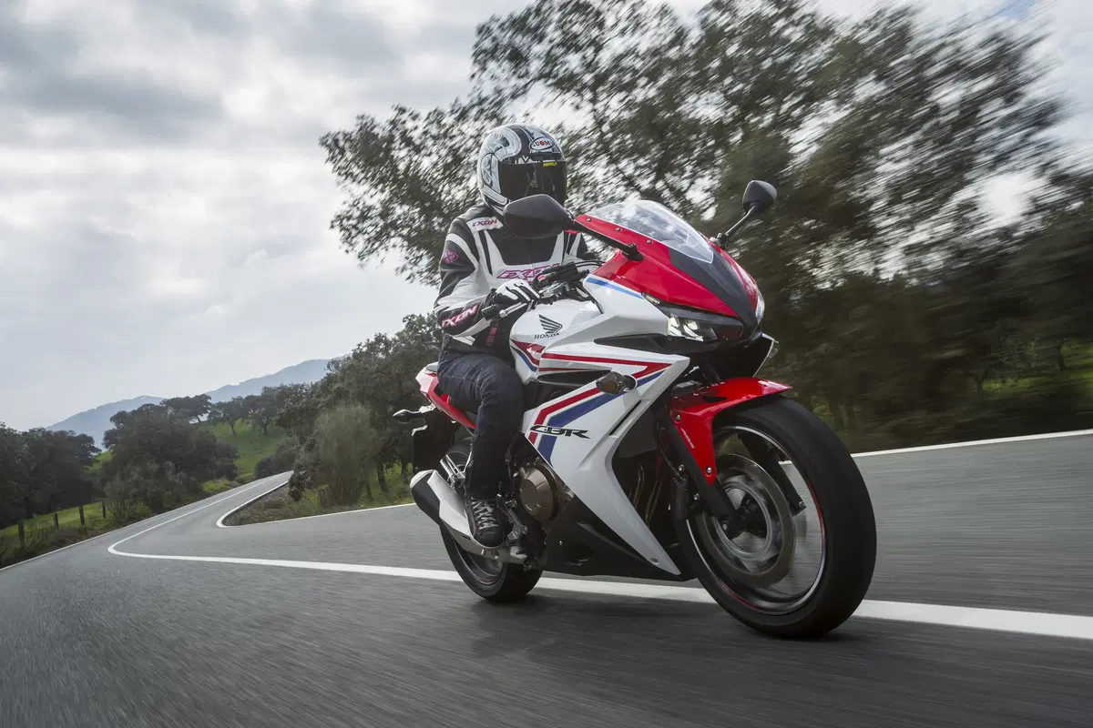 Honda CBR500R (17)