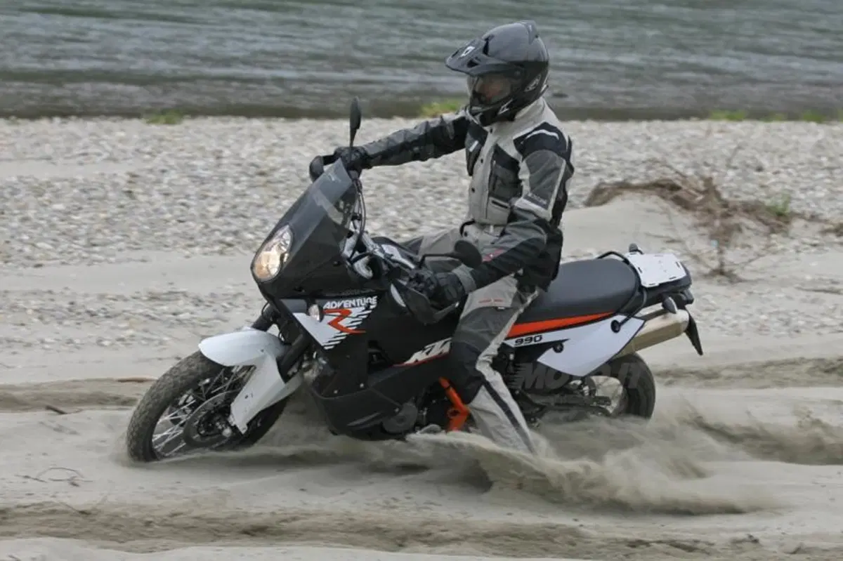 KTM Adventure 990 R  (13)