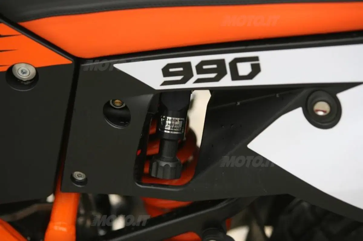 KTM Adventure 990 R  (28)