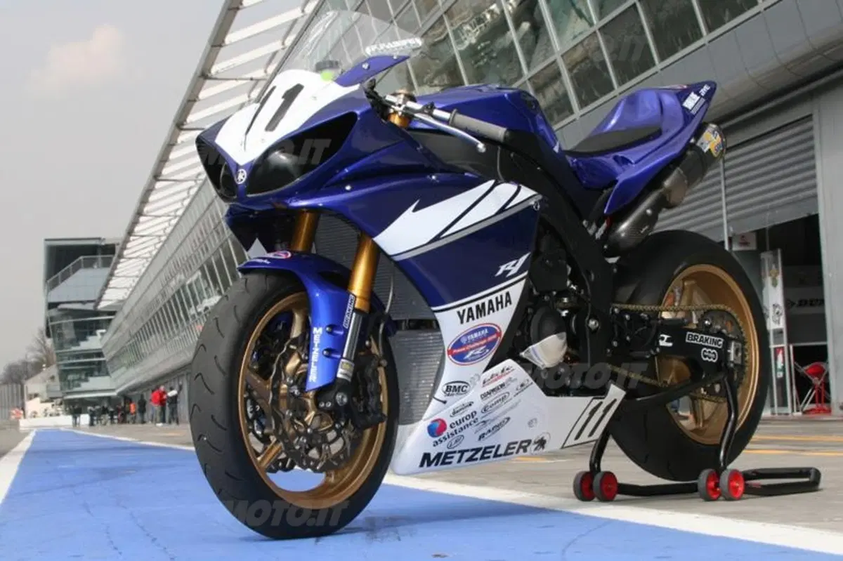 Yamaha R Series Cup 2010 (2)