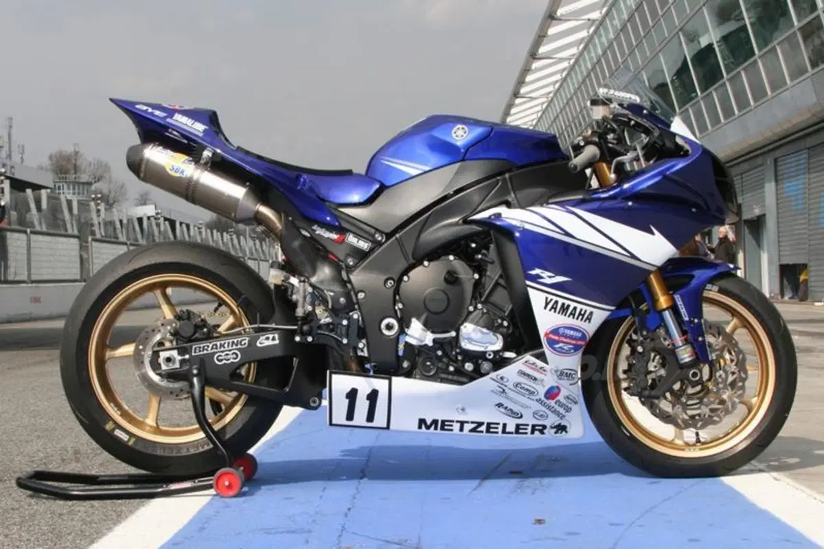 Yamaha R Series Cup 2010 (4)