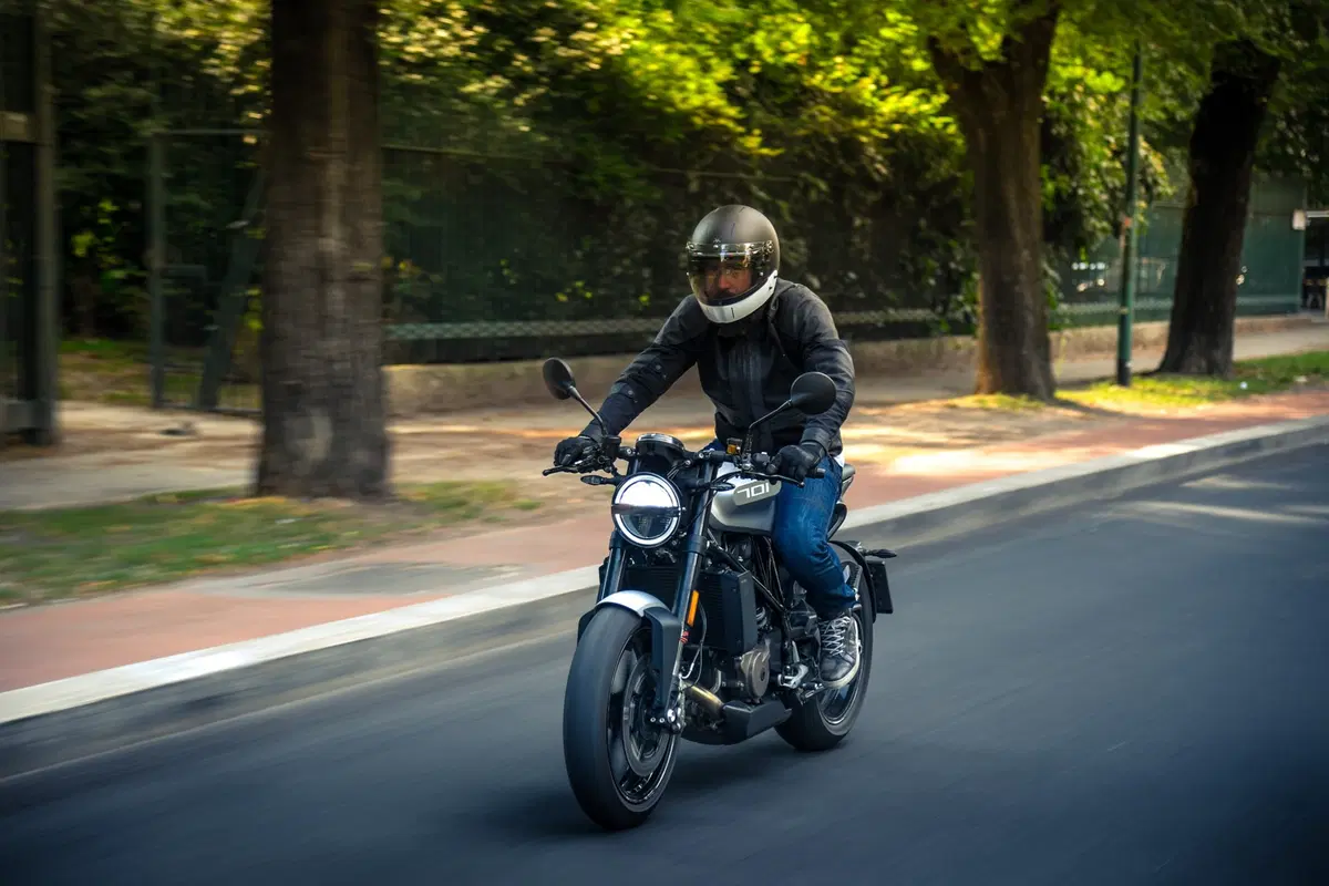 Husqvarna Vitpilen 701, il futuro è bello (2)