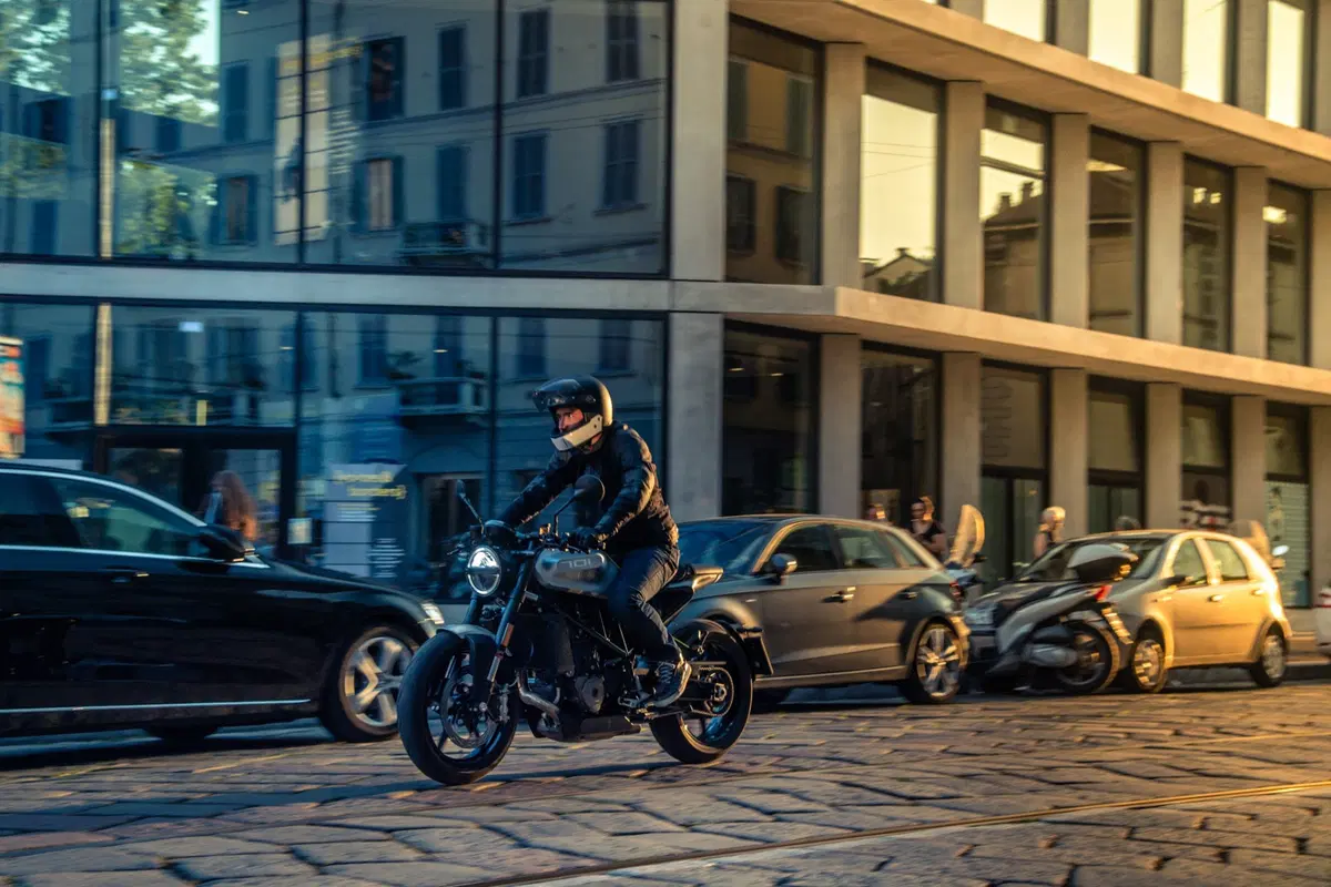 Husqvarna Vitpilen 701, il futuro è bello (12)