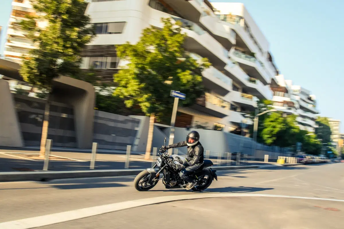 Husqvarna Vitpilen 701, il futuro è bello (14)
