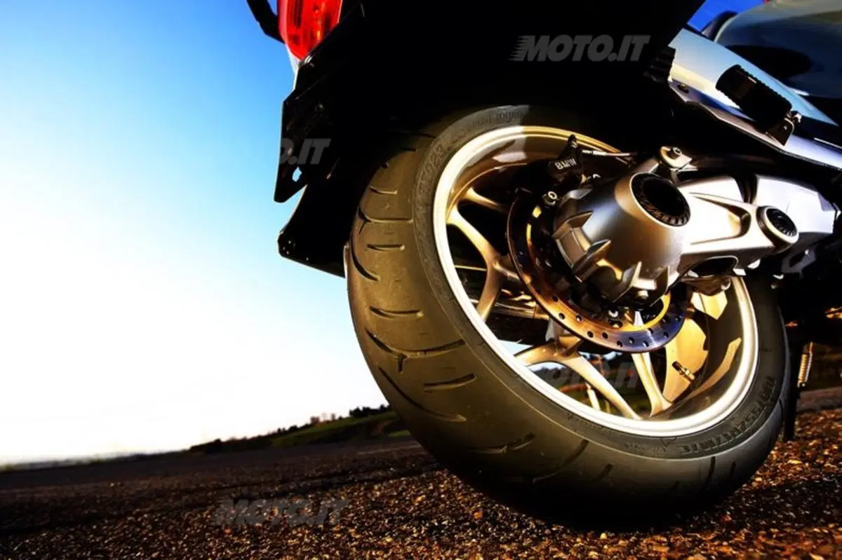 Bridgestone Battlax BT-023 (10)