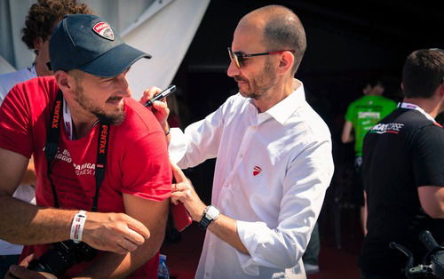 Il WDW: quando ricapita un autografo da Domenicali? (foto: Giacomo Gandossi)